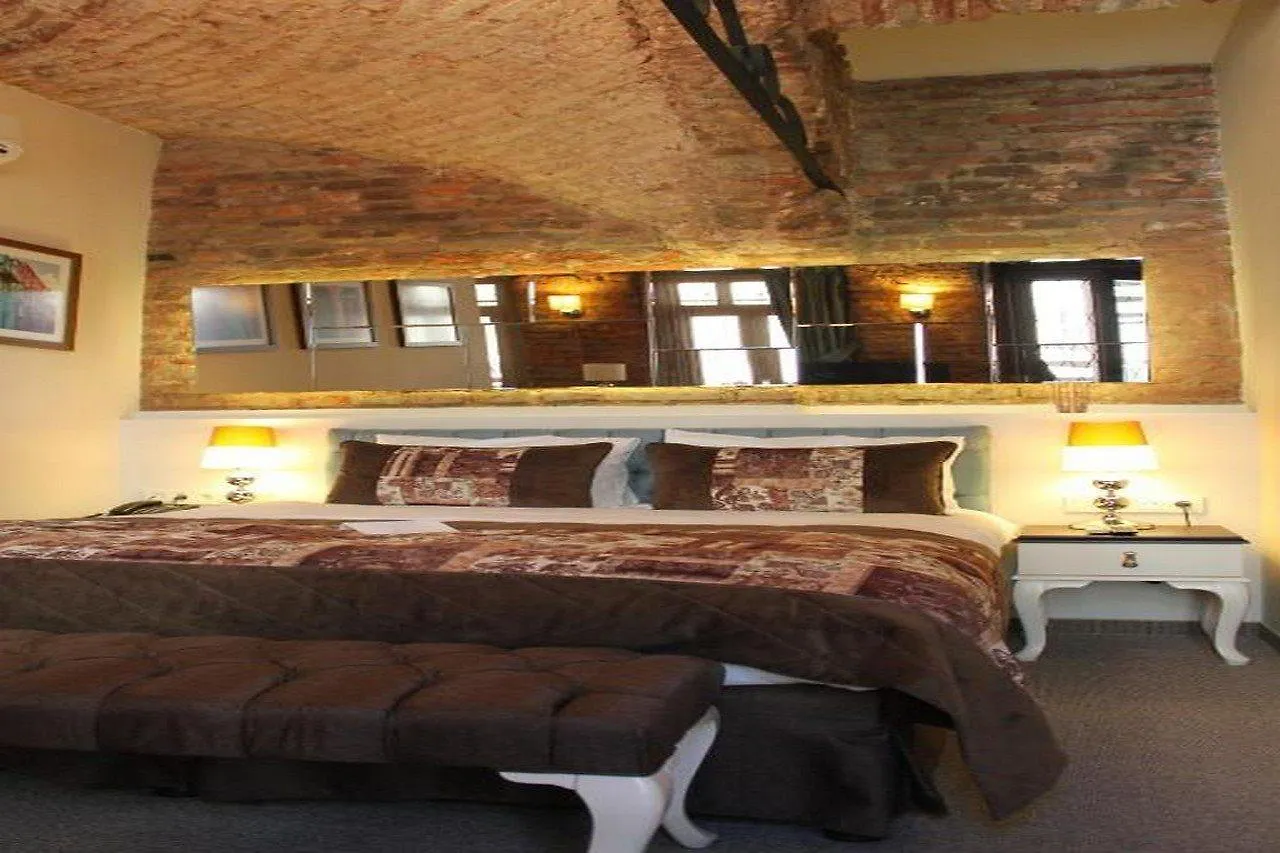 Collage Pera Hotel Istanbul