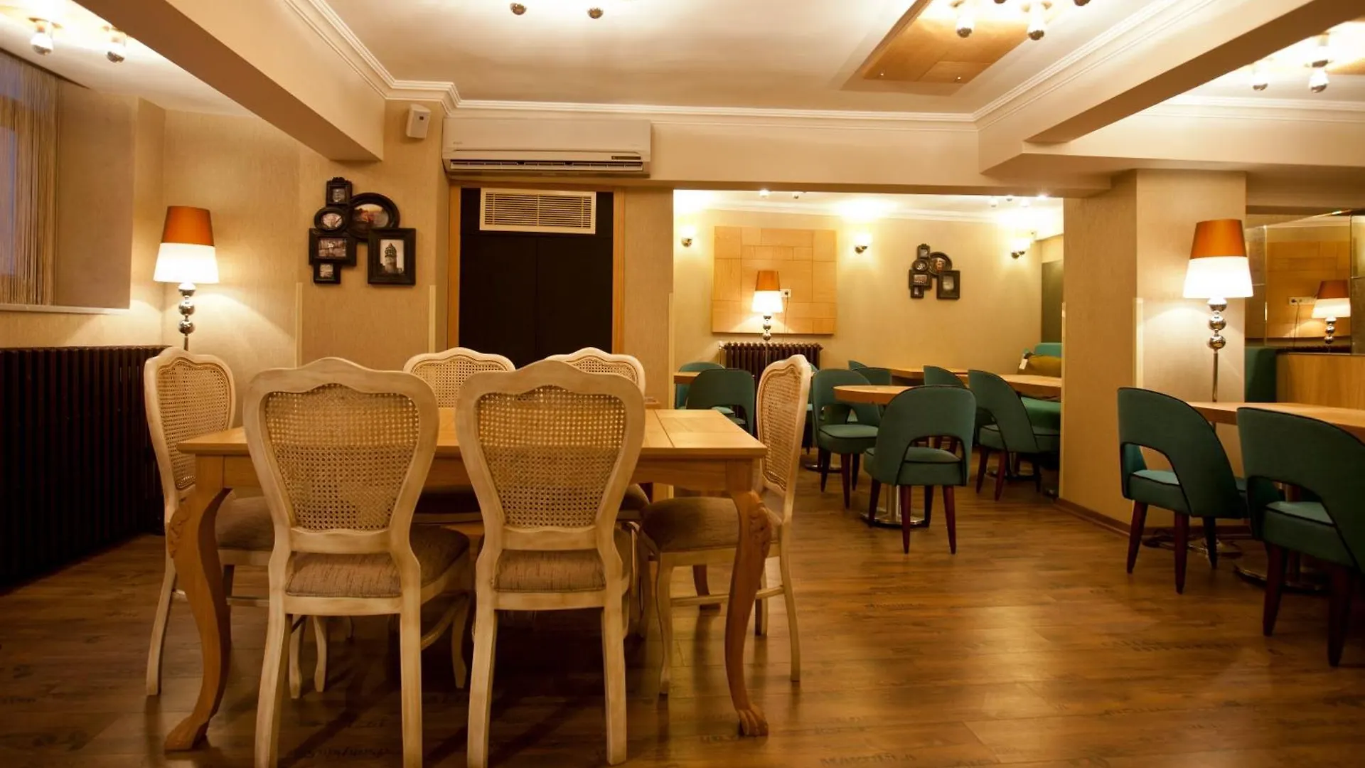 Collage Pera Hotel Istanbul