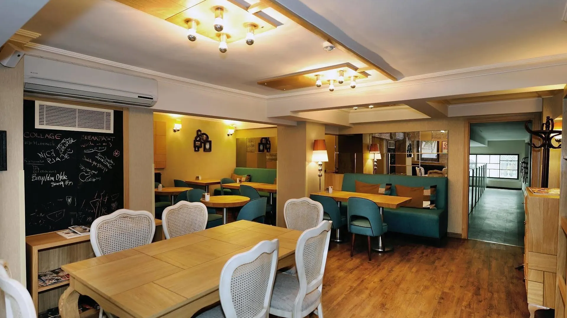 Collage Pera Hotel Istanbul