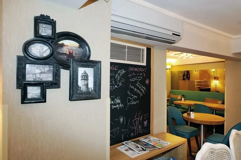 Collage Pera Hotel Istanbul