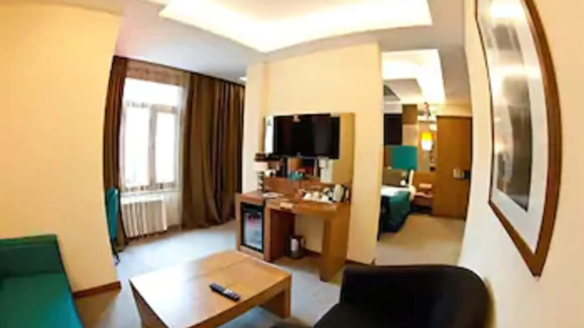 Collage Pera Hotel Istanbul
