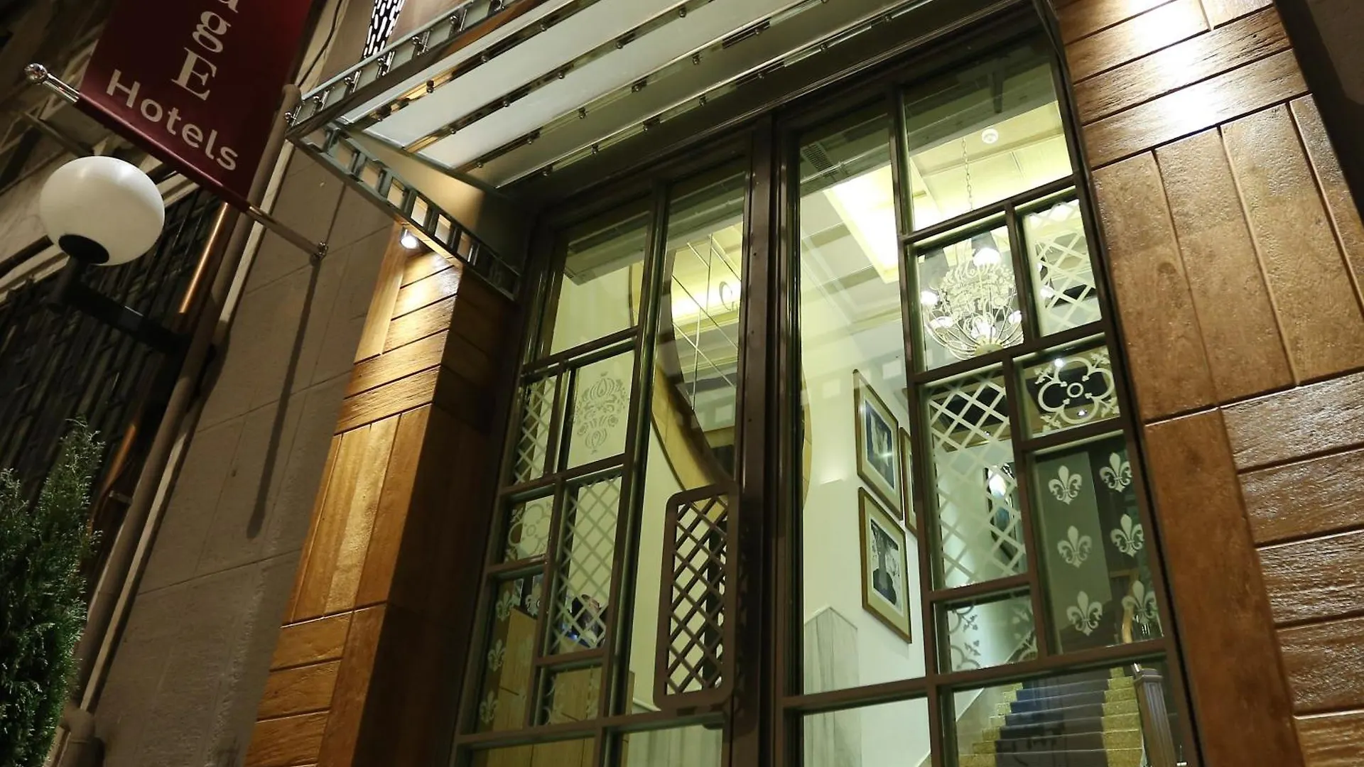 Collage Pera Hotel Istanbul