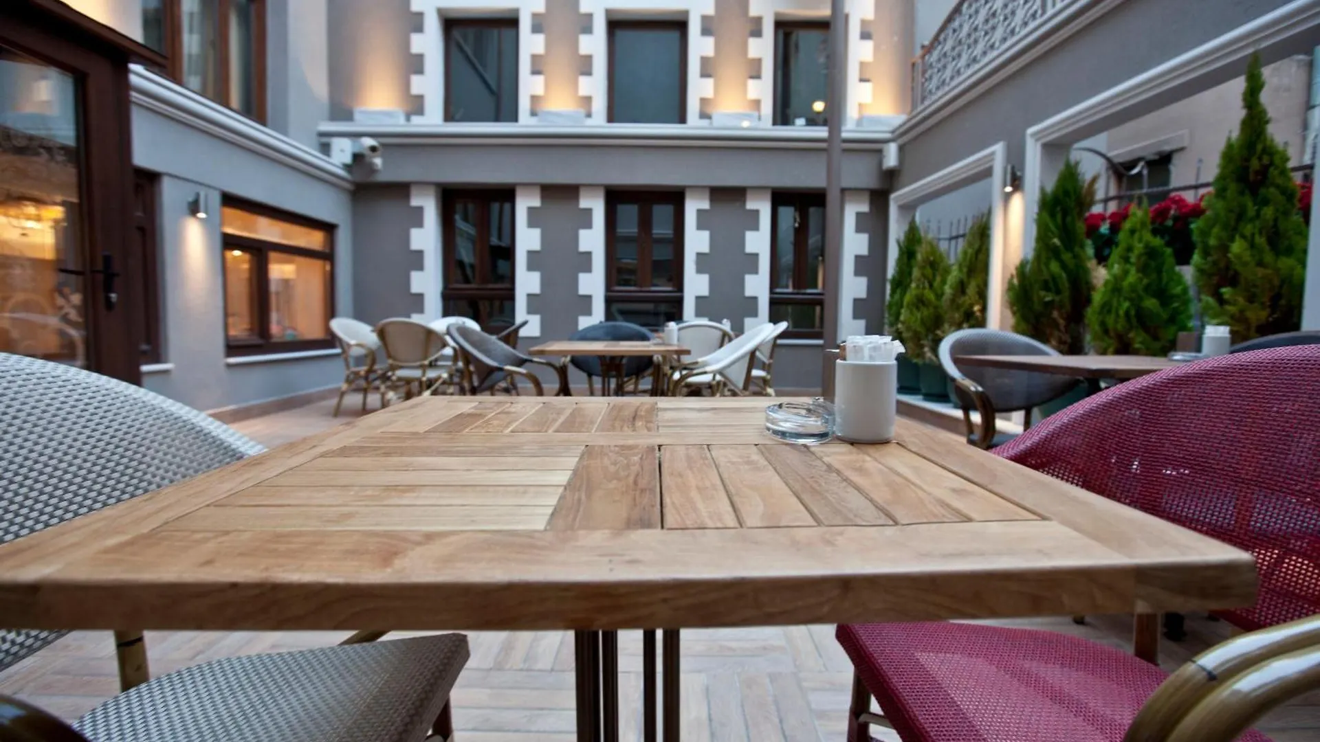 Collage Pera Hotel Istanbul