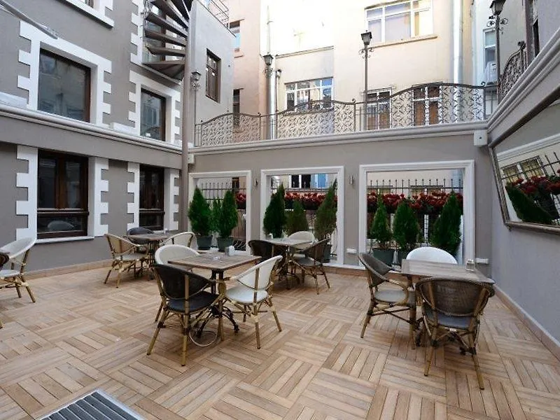 Collage Pera Hotel Istanbul 4*,