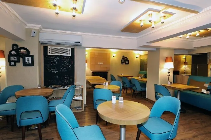 Collage Pera Hotel Istanbul